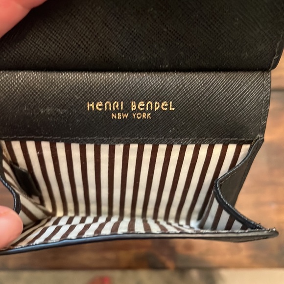 HENRI BENDEL wallet - Picture 3 of 3